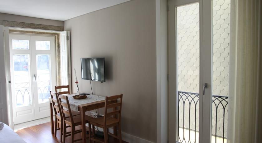 Guestready - Ayres Studio W Balcony Garden Porto Ruang foto