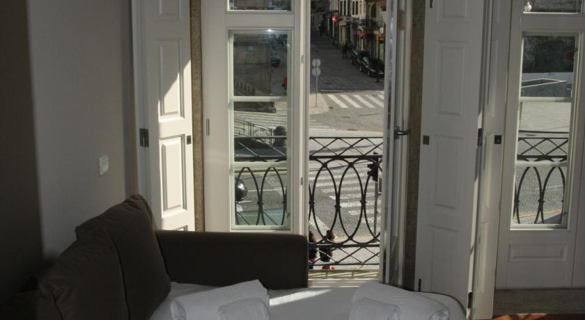 Guestready - Ayres Studio W Balcony Garden Porto Bagian luar foto
