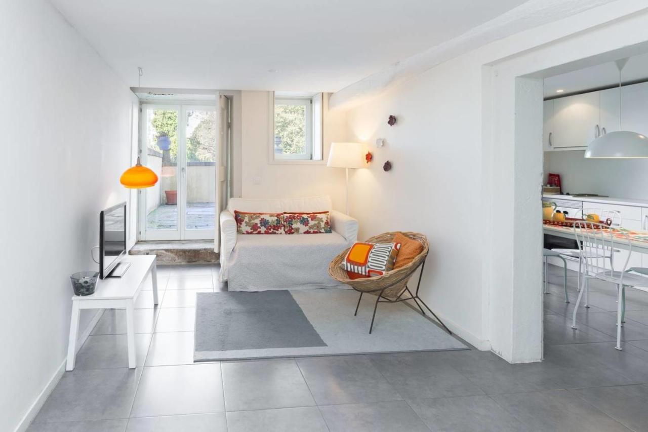 Guestready - Ayres Studio W Balcony Garden Porto Bagian luar foto