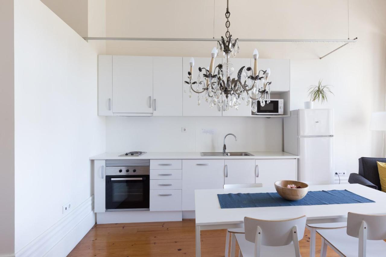 Guestready - Ayres Studio W Balcony Garden Porto Bagian luar foto