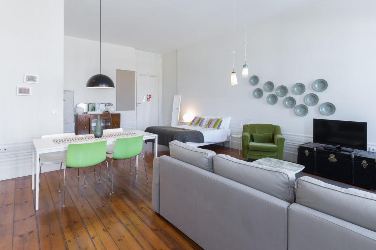 Guestready - Ayres Studio W Balcony Garden Porto Bagian luar foto
