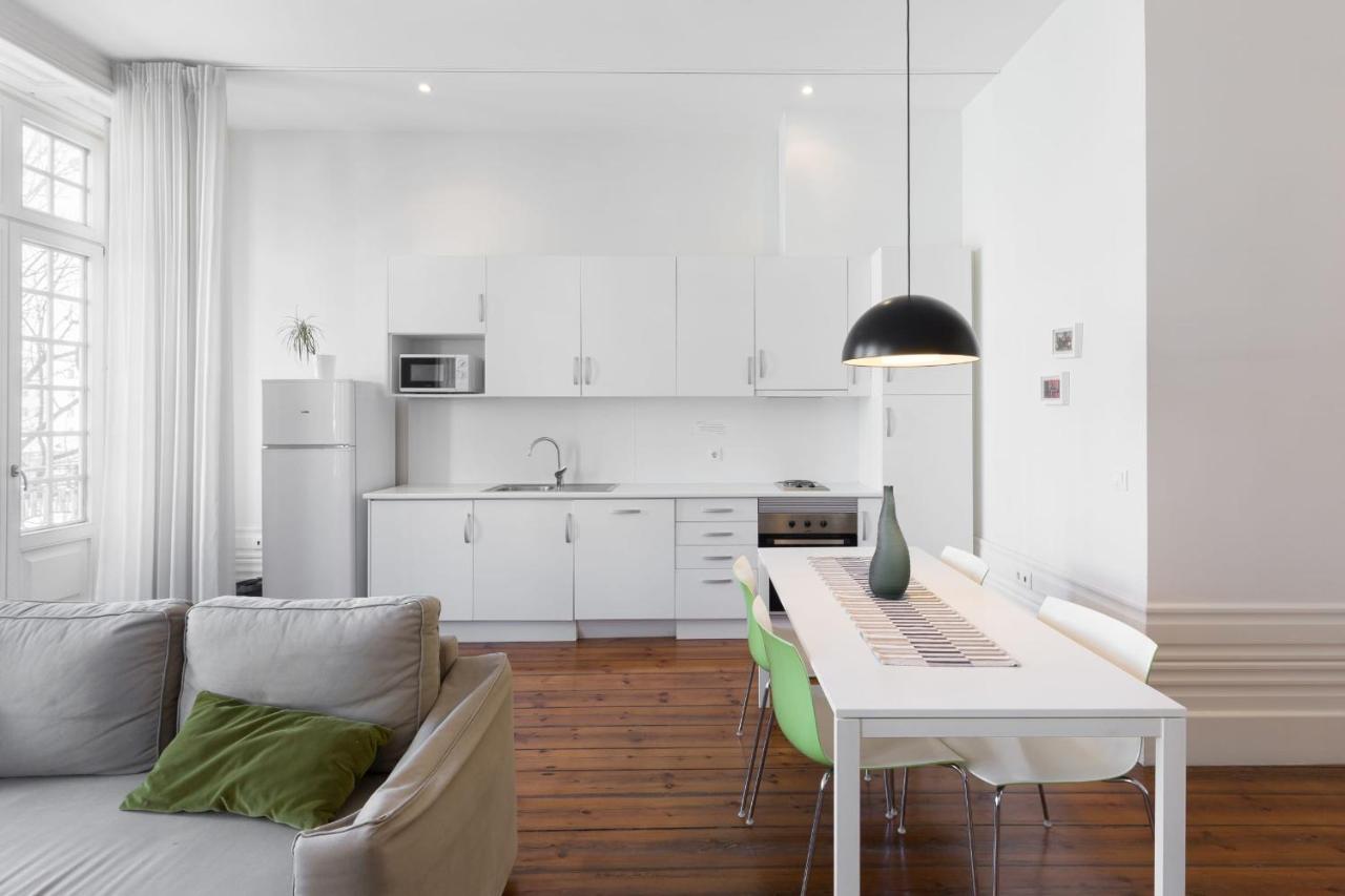 Guestready - Ayres Studio W Balcony Garden Porto Bagian luar foto