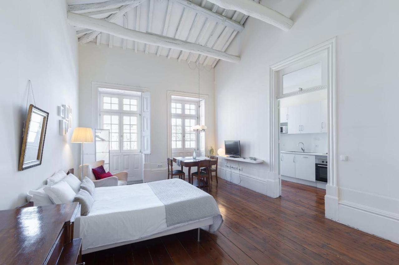 Guestready - Ayres Studio W Balcony Garden Porto Bagian luar foto