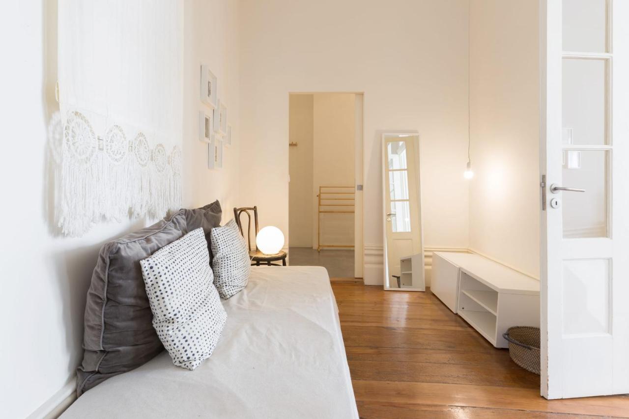 Guestready - Ayres Studio W Balcony Garden Porto Bagian luar foto
