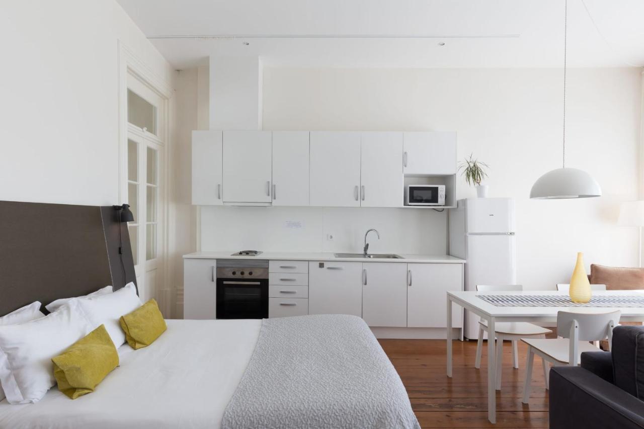 Guestready - Ayres Studio W Balcony Garden Porto Bagian luar foto
