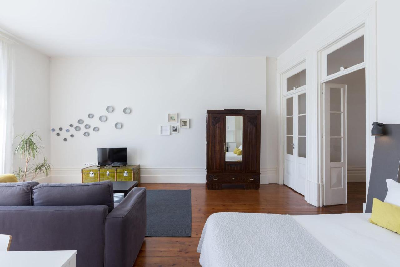 Guestready - Ayres Studio W Balcony Garden Porto Bagian luar foto
