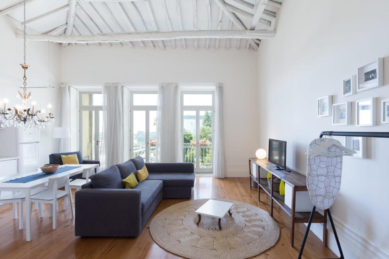 Guestready - Ayres Studio W Balcony Garden Porto Bagian luar foto