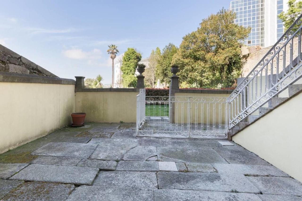 Guestready - Ayres Studio W Balcony Garden Porto Bagian luar foto